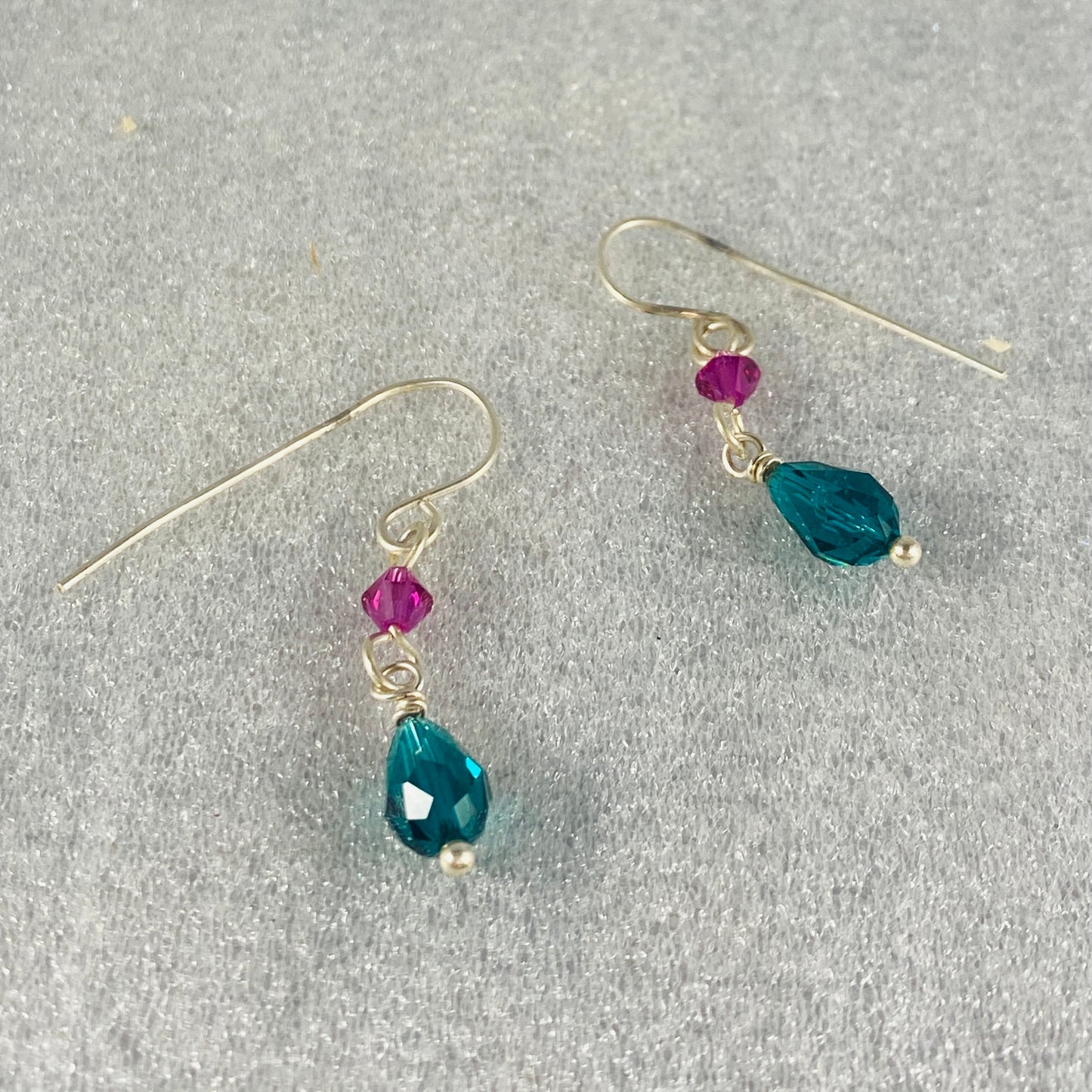 Emerald and fuchsia earrings